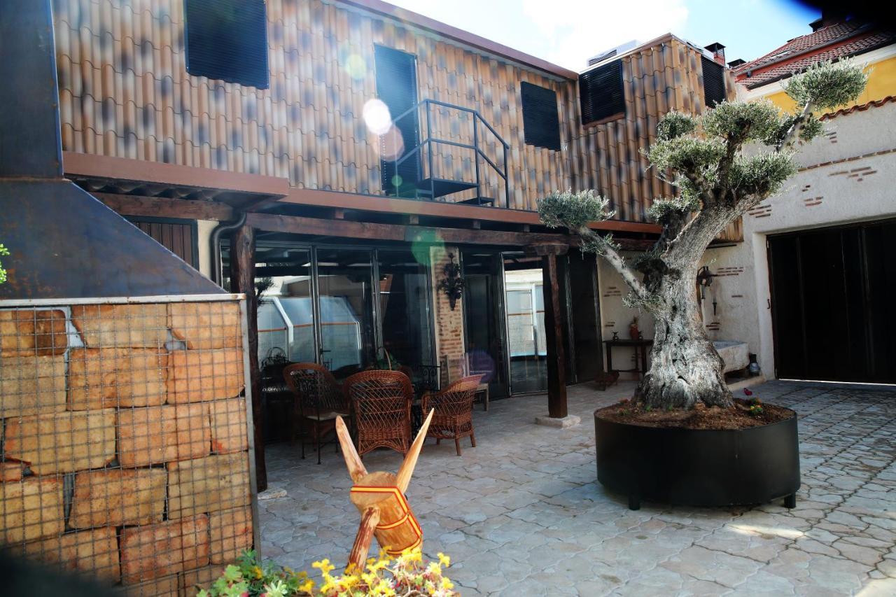 Pensjonat Casa Ruina Nava del Rey Zewnętrze zdjęcie