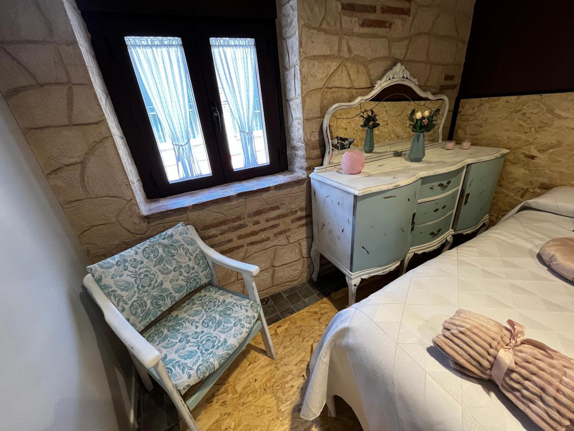 Pensjonat Casa Ruina Nava del Rey Zewnętrze zdjęcie