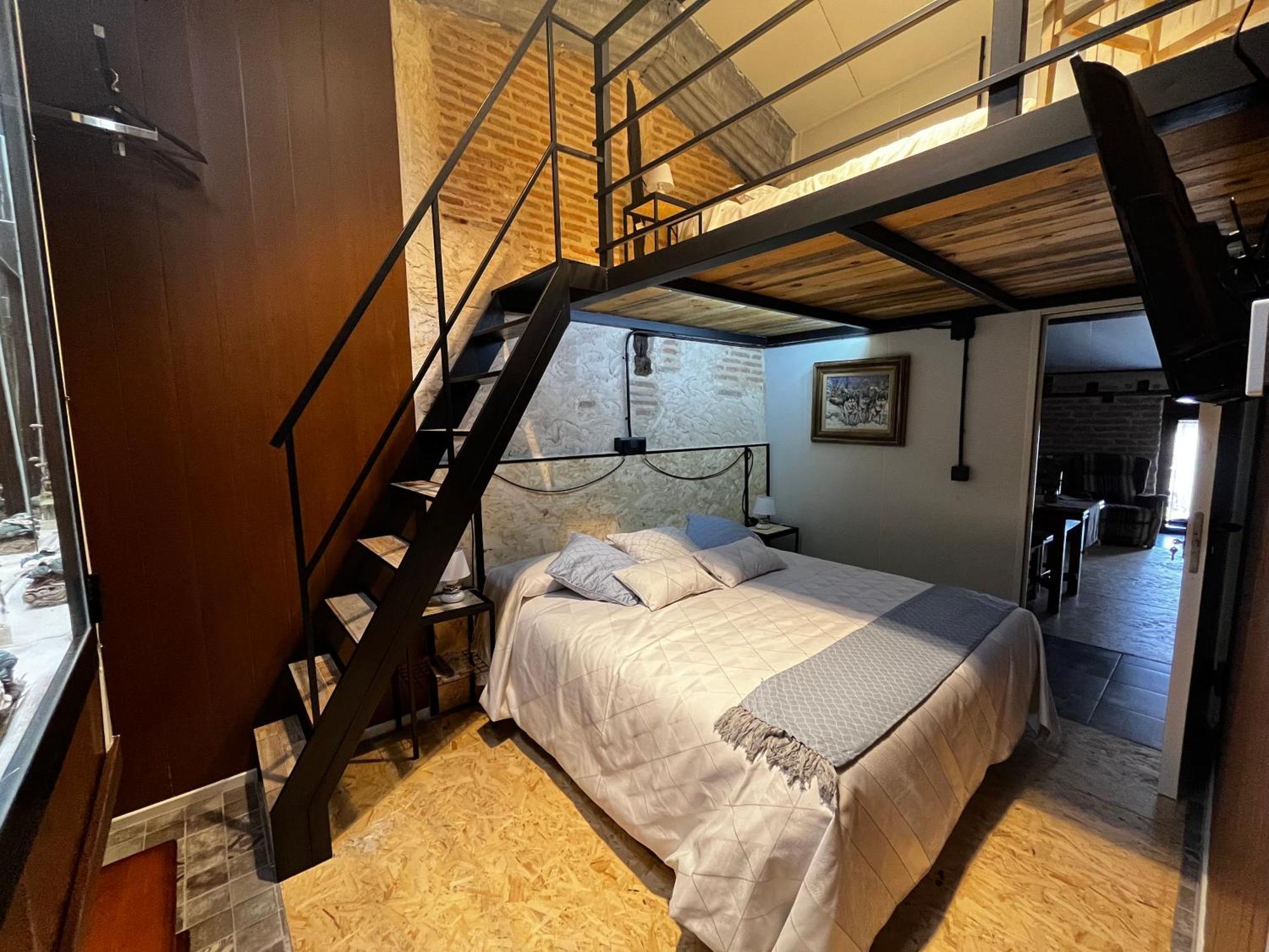 Pensjonat Casa Ruina Nava del Rey Zewnętrze zdjęcie